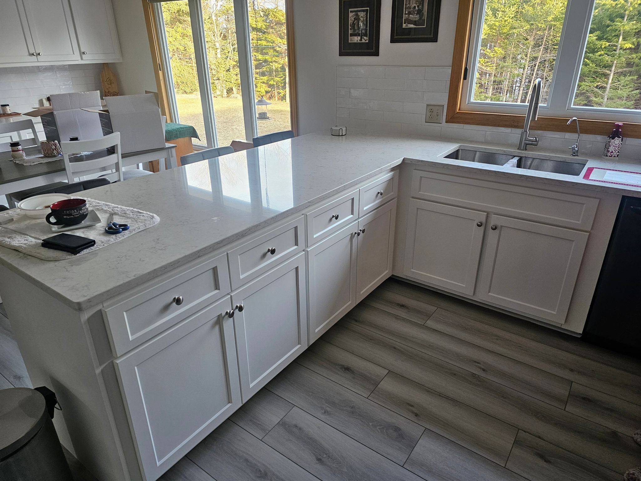 Modern cabinet refacing project